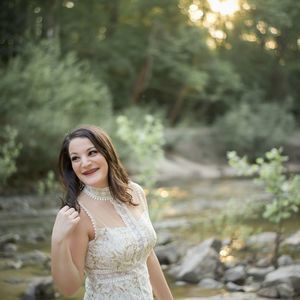 Meet your Posher, Courtney